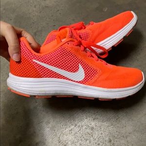 Electric Coral Nike Tennis Shoes